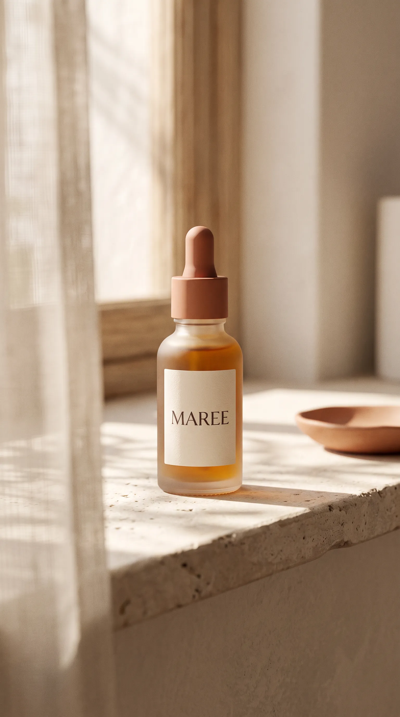 Story ad: serum on a sunlit windowsill